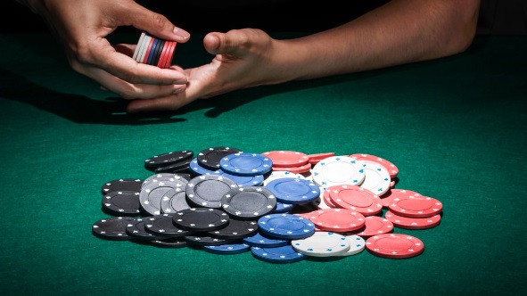 Most Popular Types of Online Casino Games | 12BET Casino